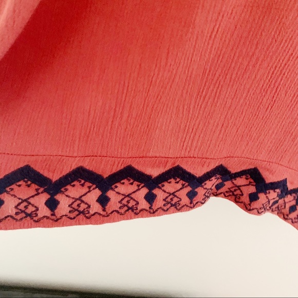 Open-Back Orange and Black Embroidered Tank Top - Picture 4 of 6